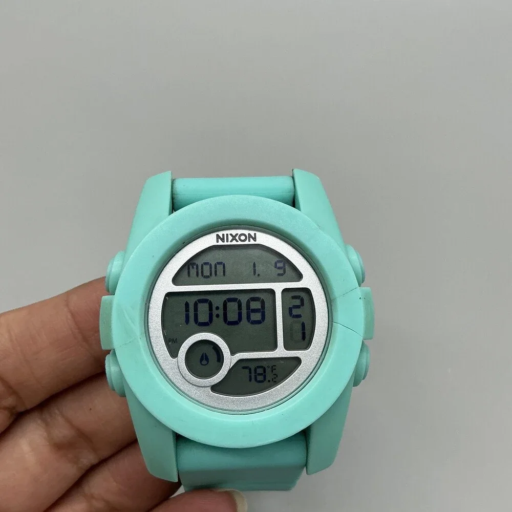 Nixon The Unit 40 Mens Watch 43mm Gray Digital Dial Green 100m New Battery